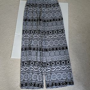 Black and white palazzo pants